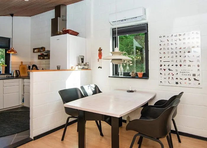 4 Person In Ebeltoft-by Traum Nyaraló *